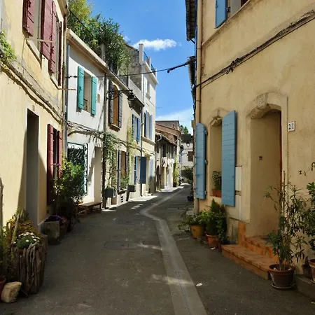 Bed & Breakfast Loft , La Terrasse Centre D'arles, 2*